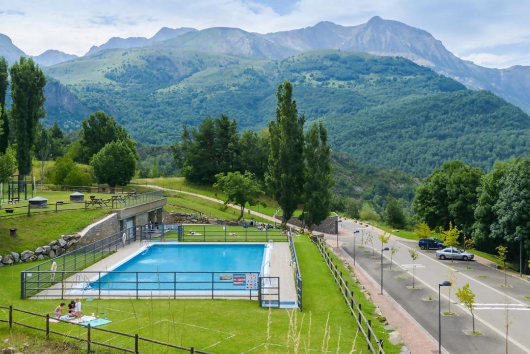 Atico Argualas IV Con Piscina Wowrural Panticosa Luaran gambar